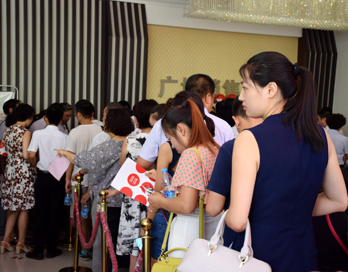 喜報(bào)！捷報(bào)！一經(jīng)推出即成隴南商業(yè)傳奇！